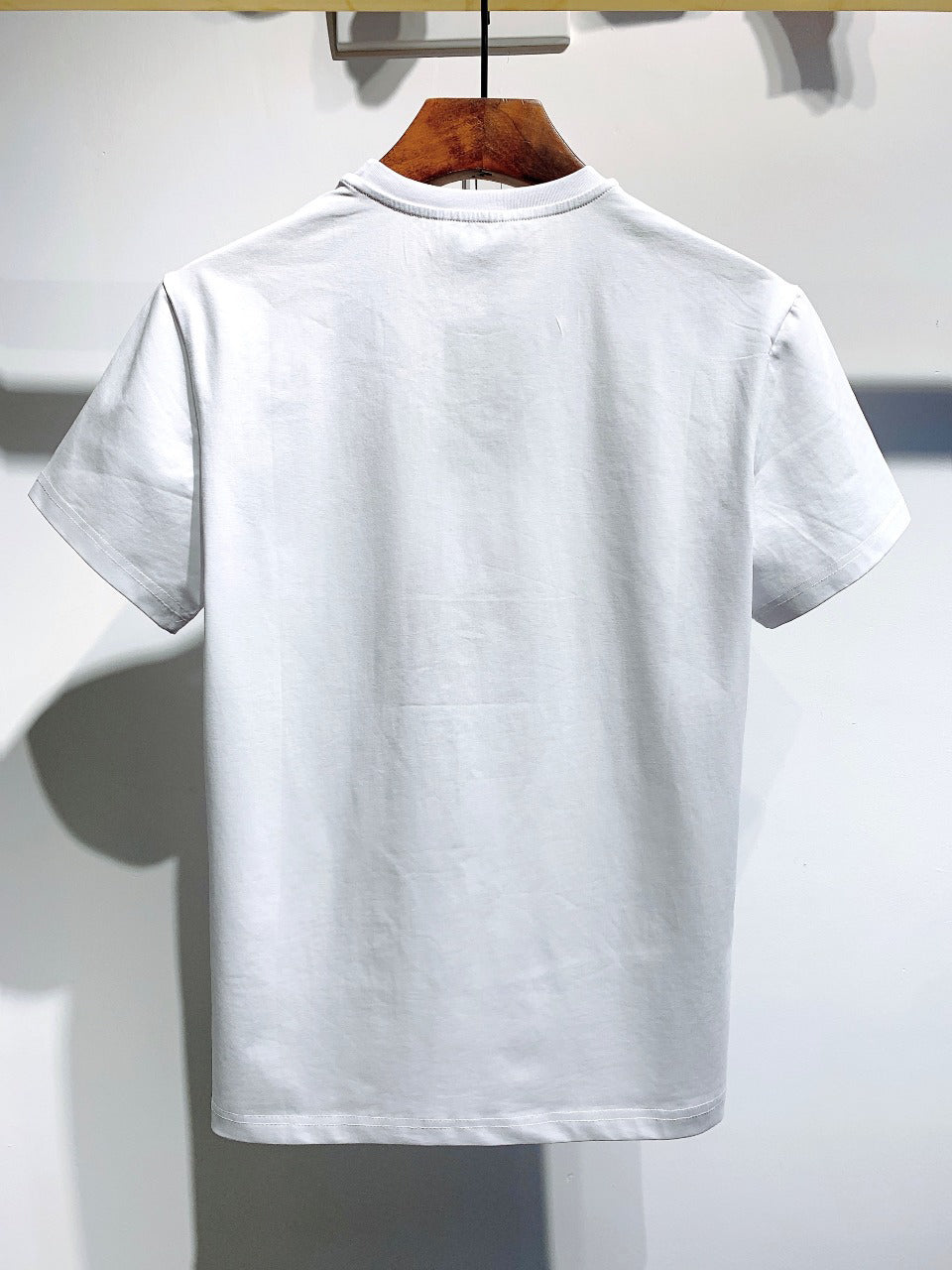 DSQUARED2 Men's Multicolor Cross Logo Print Crew Neck T-Shirt – Premium Cotton Streetwear Tee