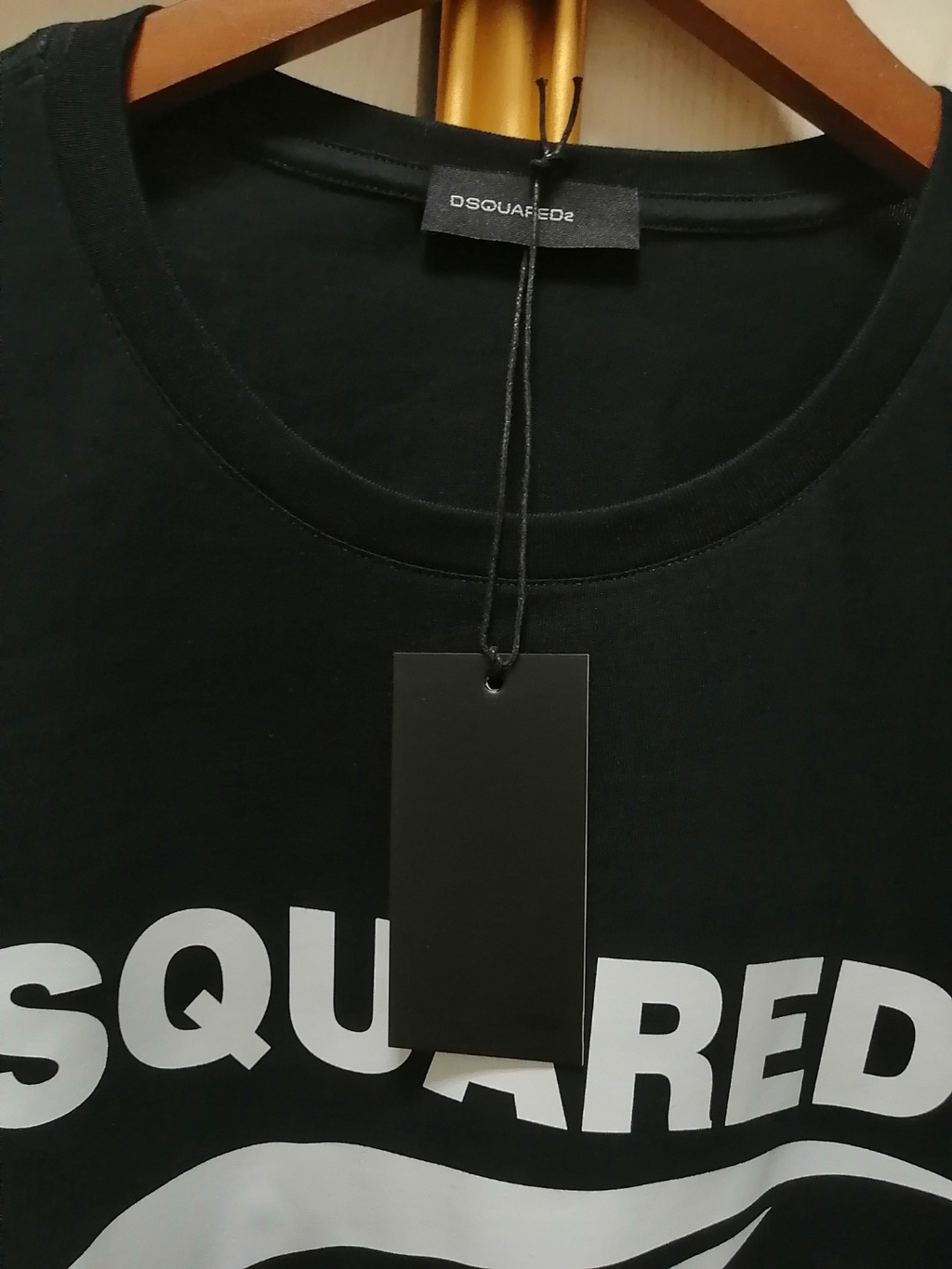 DSQUARED2 Classic Logo with Graphic Accent Black T-Shirt