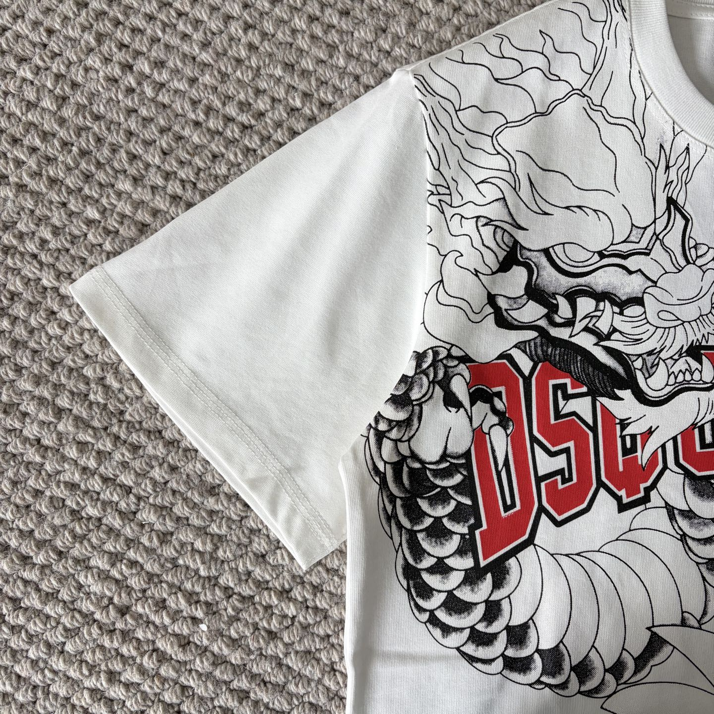 DSQUARED2 Dragon Graphic Print White T-Shirt