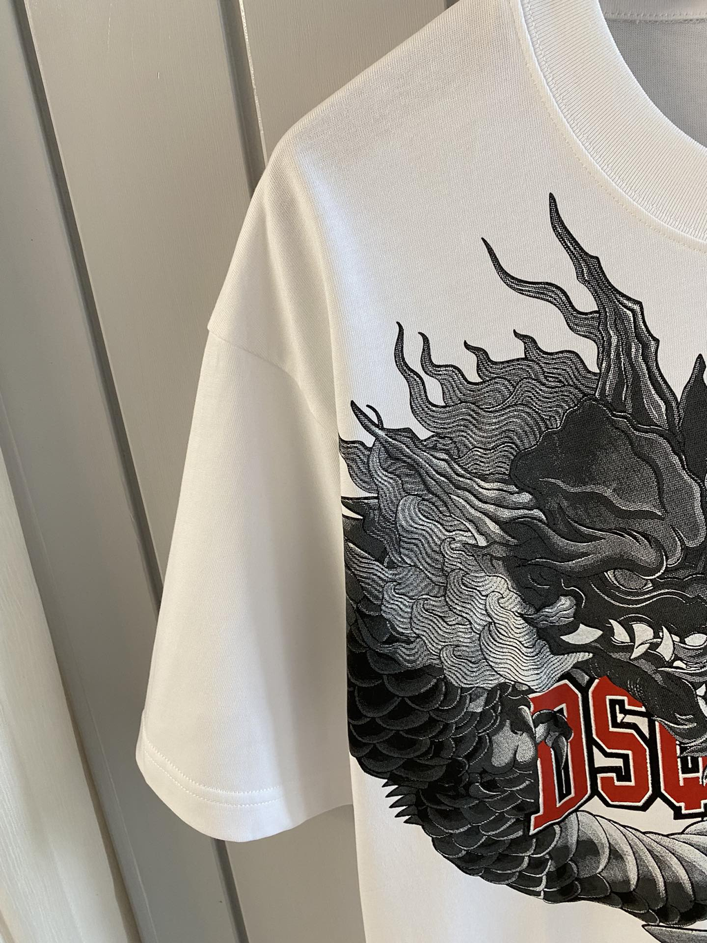 DSQUARED2 Dragon Graphic Print White T-Shirt
