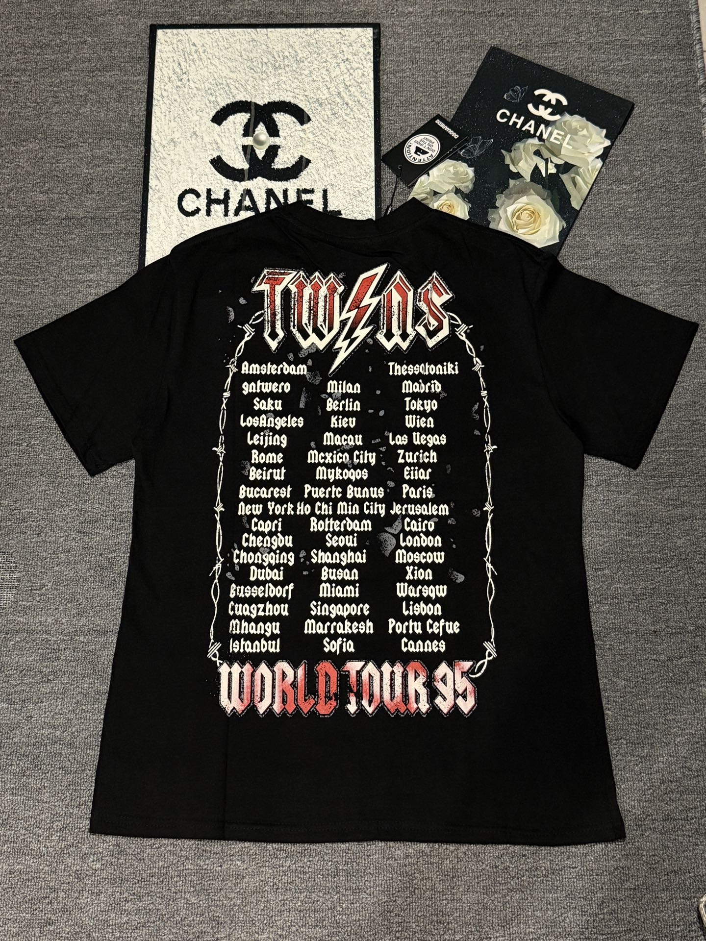 DSQUARED2 "Rock" Skull Graphic T-Shirt