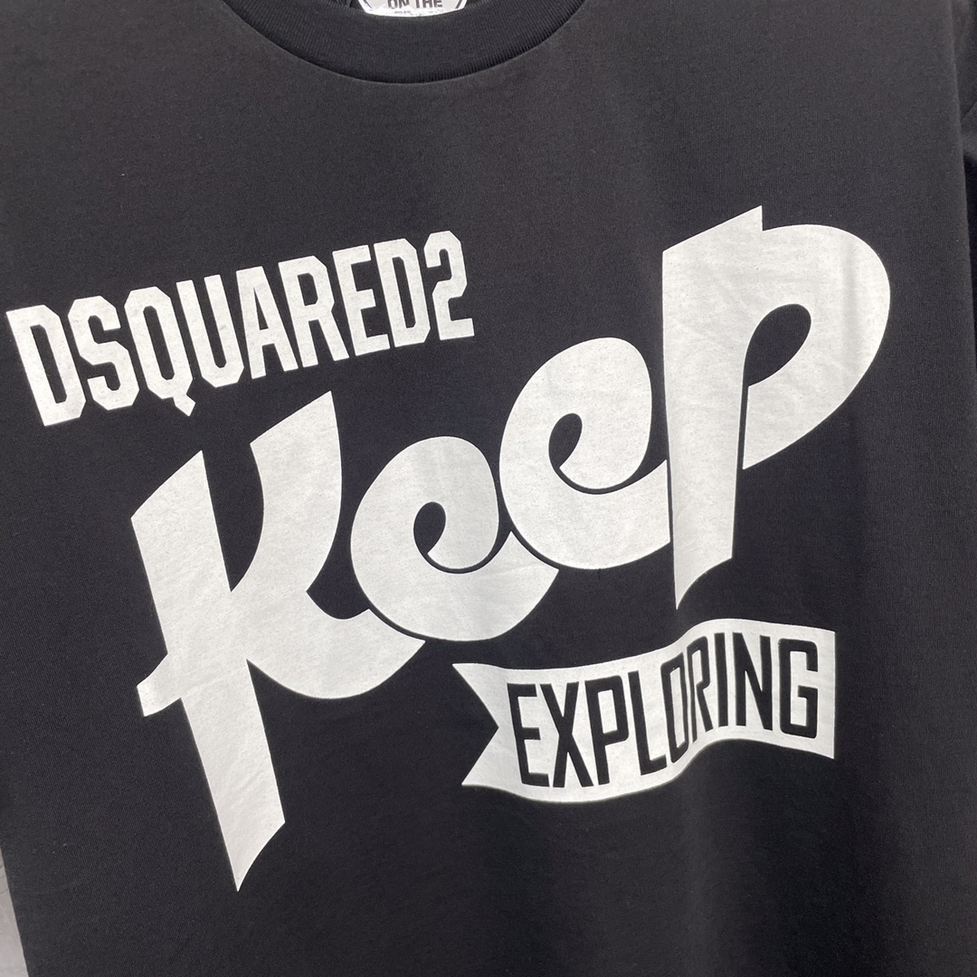 DSQUARED2 "Keep Exploring" Slogan Black T-Shirt