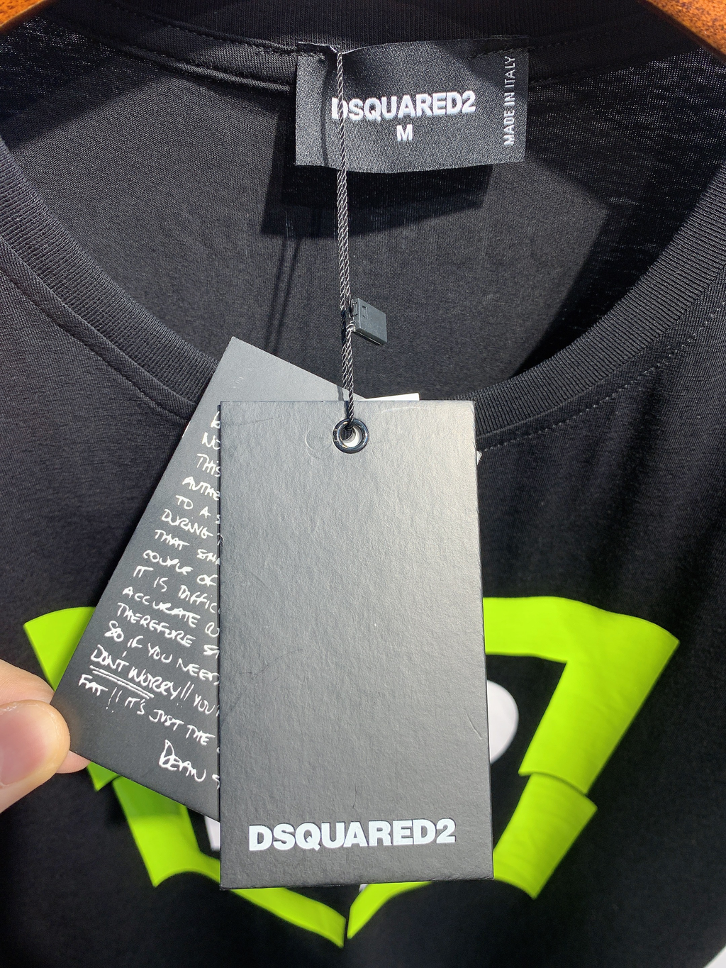 DSQUARED2 DSQ2 Maple Leaf Logo Black T-Shirt