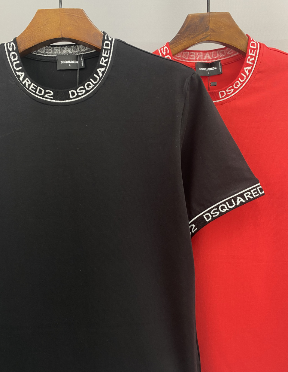 DSQUARED2 Logo Tape Collar & Cuff T-Shirt Men's Casual Short Sleeve Tee Black Red